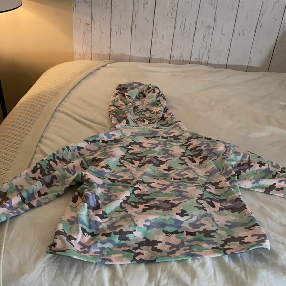 Fabletics camouflage hoodie - Picture 2 of 2